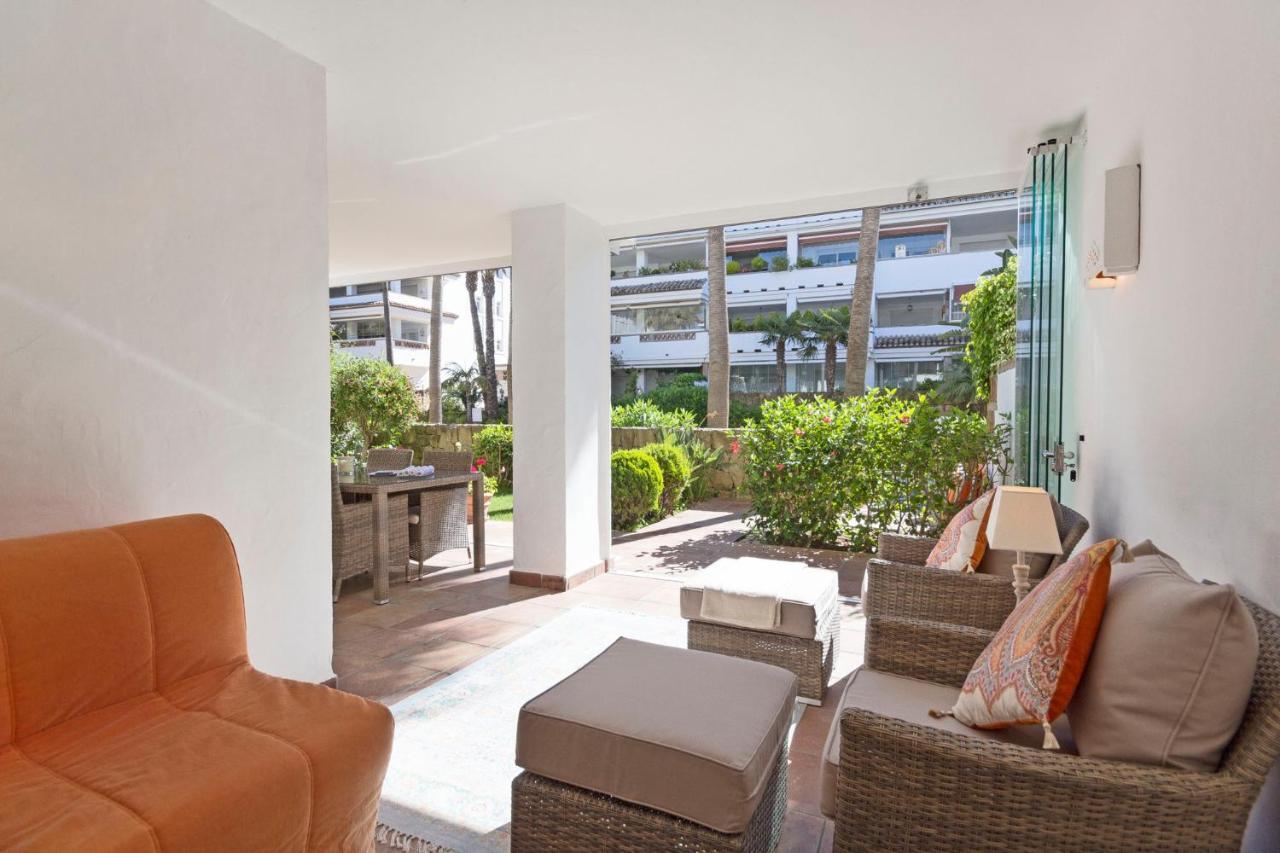 Canas Beach, Ground Floor First Line Beach, Golden Mile Apartment Marbella